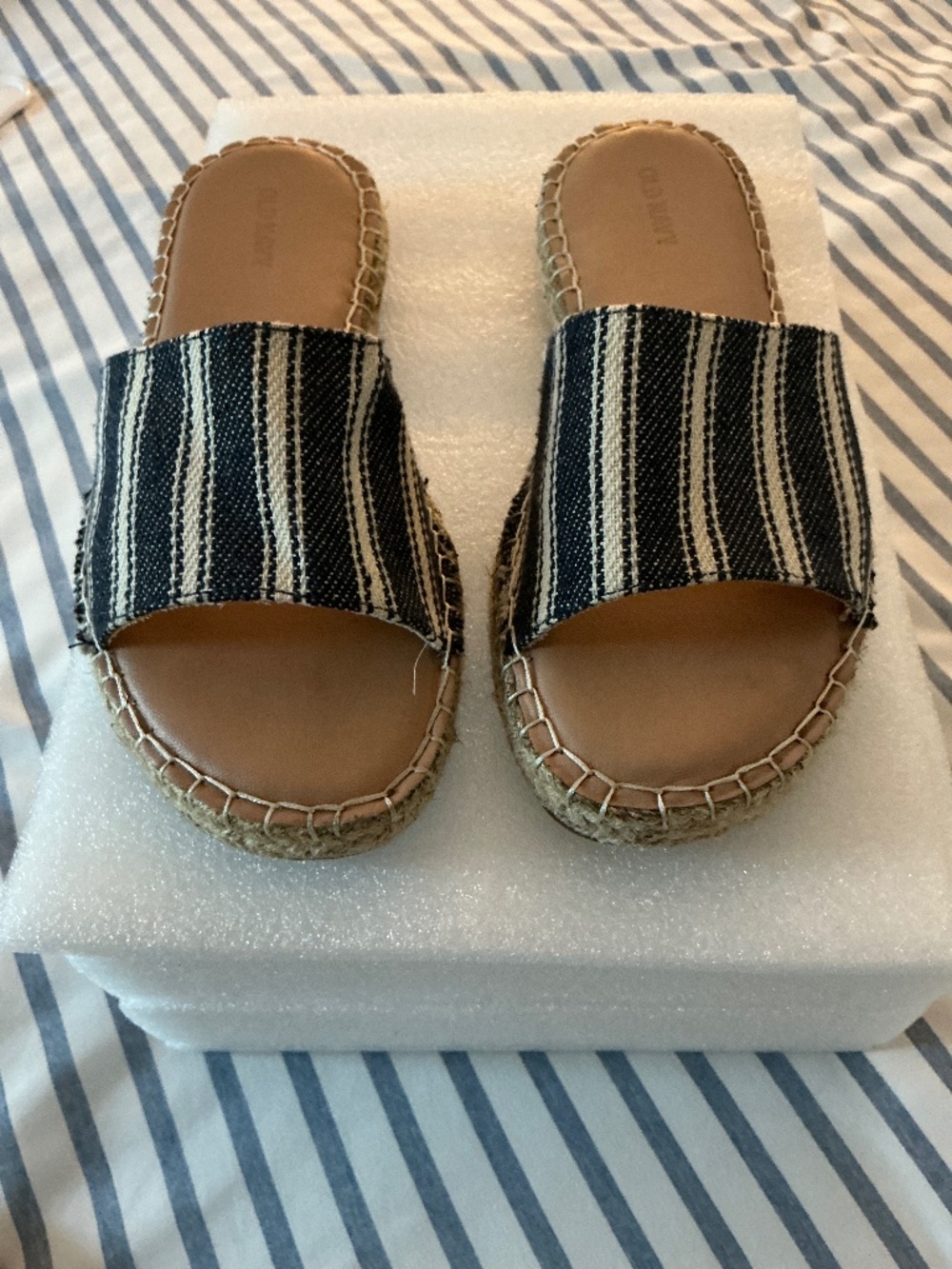 Slip on sandals size 8